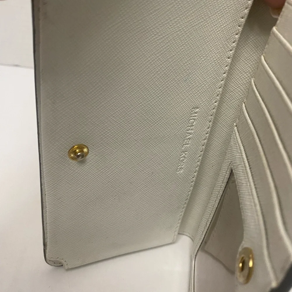 Michael Kors Cream Jet Set Travel Wallet with Gold Accents
